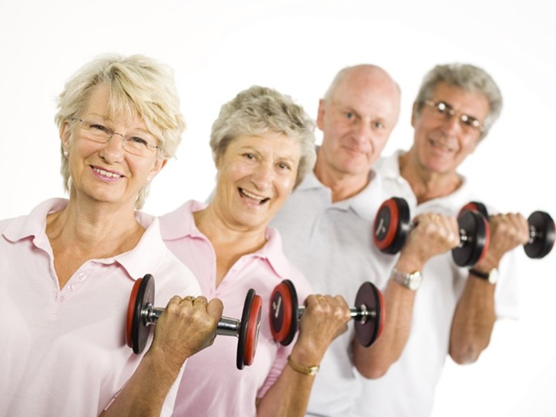 Actividad física para mejorar la salud de los mayores